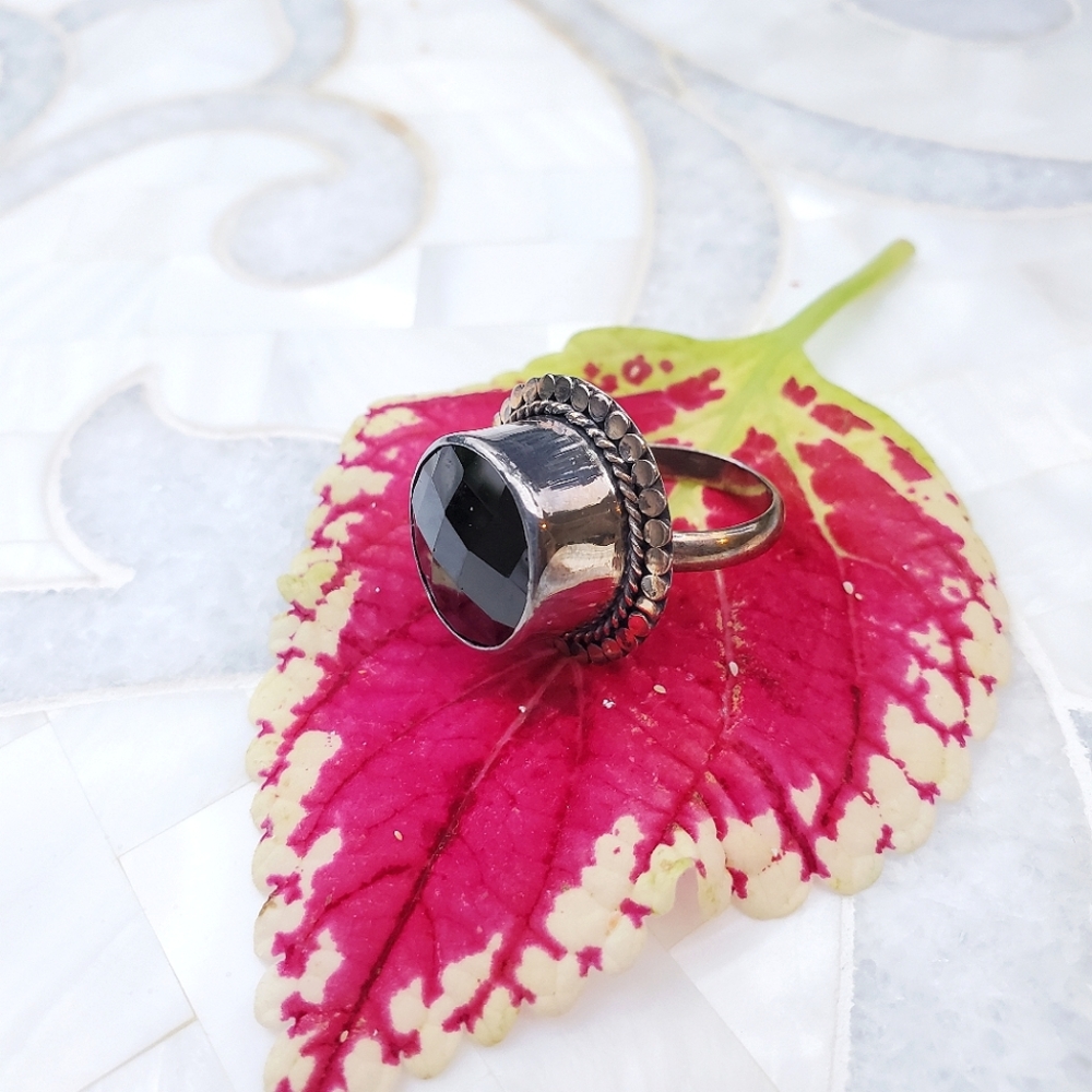 Simay • Black Spinel Statement Ring